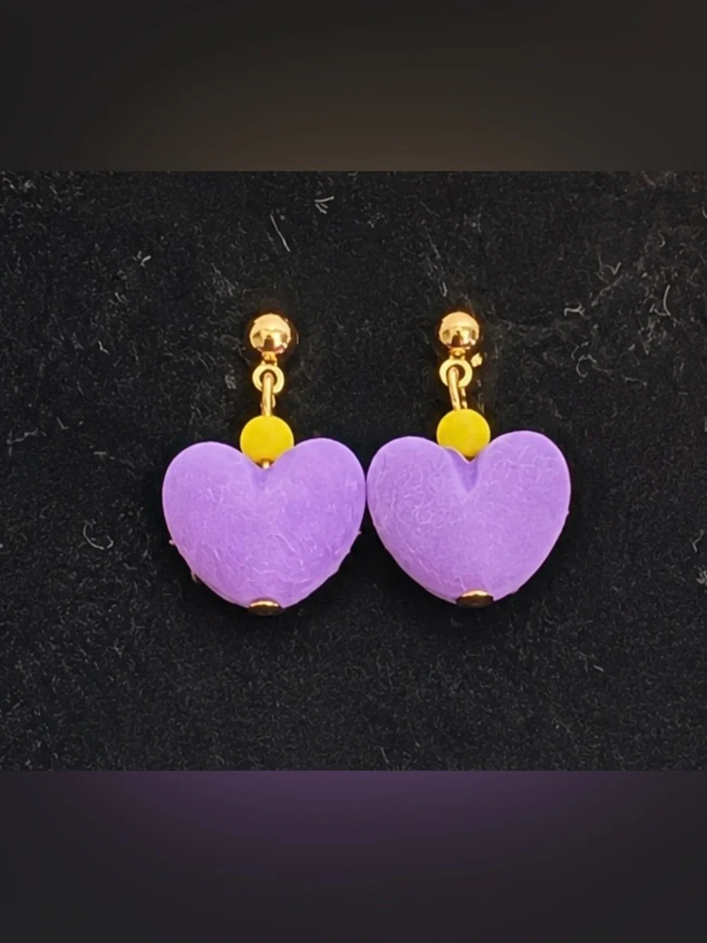 NOS Vintage 1987 Avon Bright Hearts Pierced Earrings Girls Purple Original Box